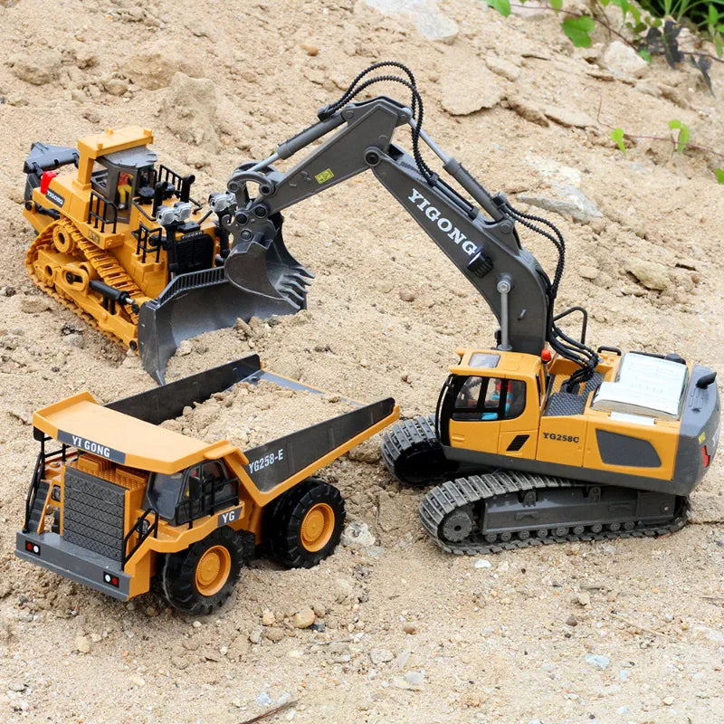 2.4G RC Excavator Model - Dig Into the Ultimate Remote-Controlled Fun!